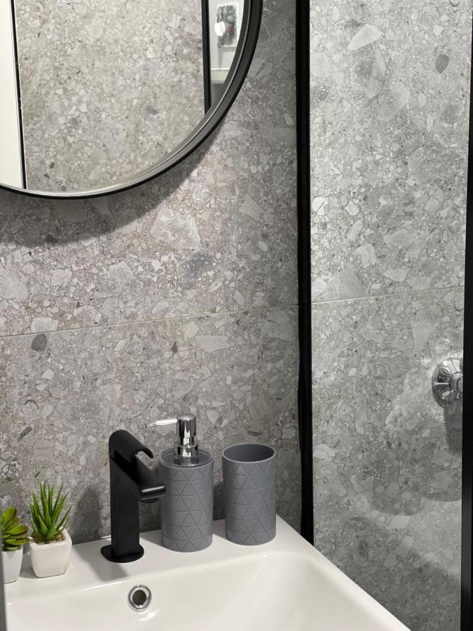Vela Apartament 2 Sarandë 외부 사진